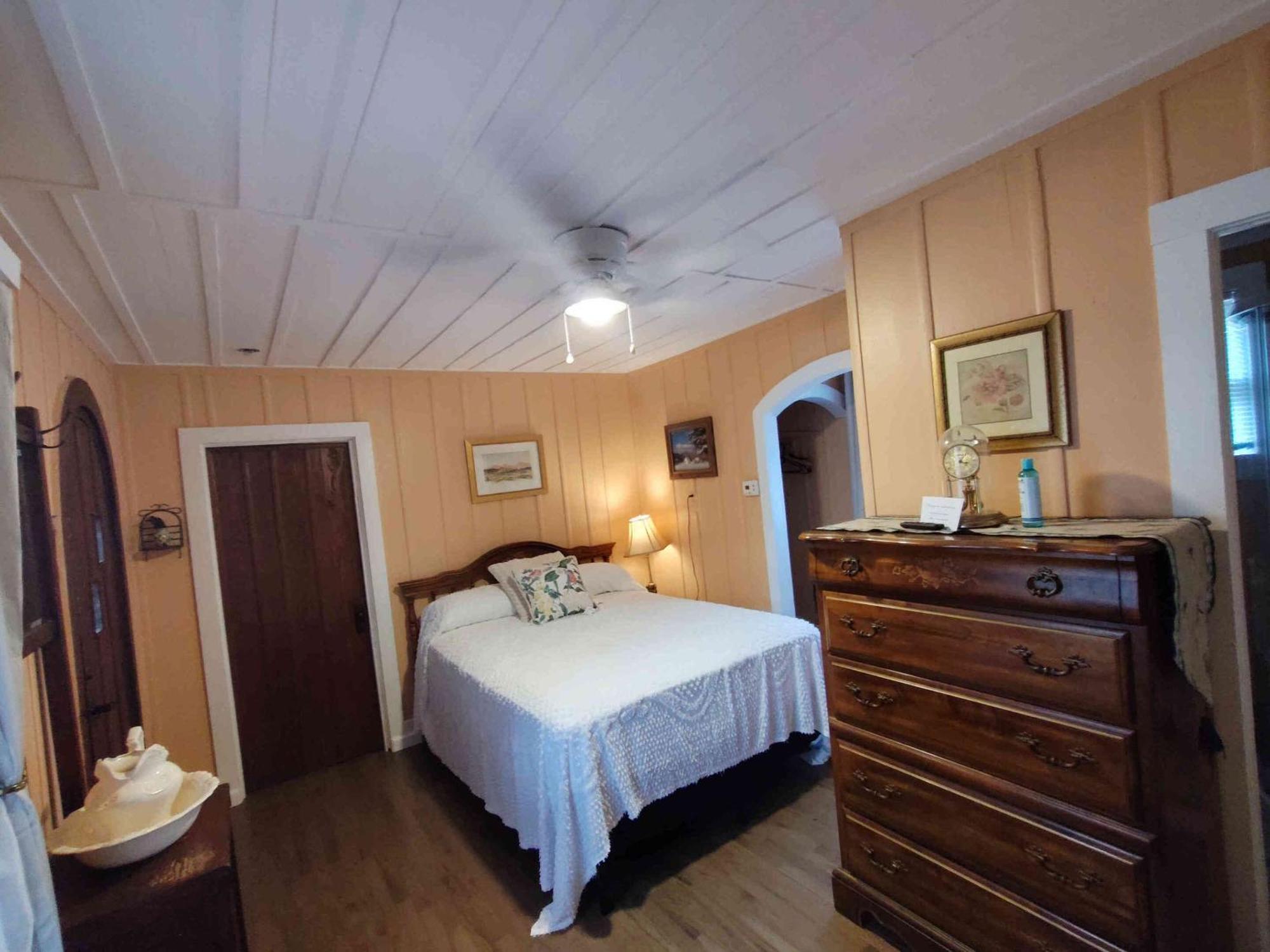 Franklin Terrace Bed And Breakfast Room photo